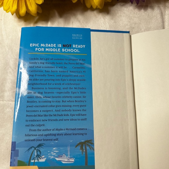 📚New “A Dog-Friendly Town” by Josephine Cameron (2020, Hardcover Book) 📚 - Picture 5 of 8